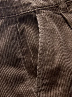 Marron fauve - Coupe fuselée régulière - Pantalon plissé simple en velours côtelé