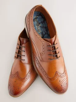 Marron fauve - Coupe large - Chaussures Brogue en cuir à semelle contrastante