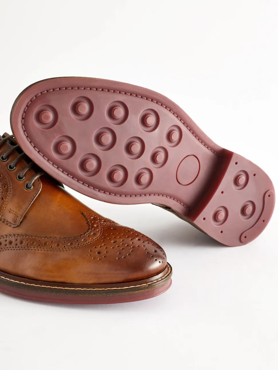 Marron fauve - Coupe large - Chaussures Brogues épaisses à semelle contrastante en cuir