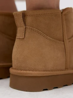 Marron fauve en daim - Bottes en fausse fourrure déperlantes