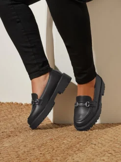 Mocassins Yours Curve coupe large avec détails métalliques