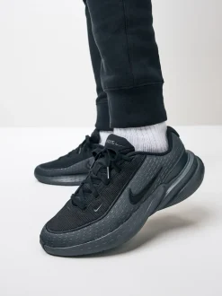 Noir 1 - Baskets Nike Uplift SC