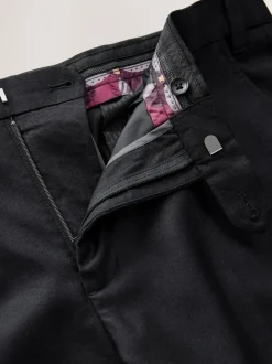 Noir - Ajustement régulier - Pantalons Signature en 100 % laine avec ceinture Motion Flex