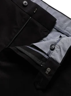 Noir - Ajustement régulier - Chino Charles Tyrwhitt Français Slim Fit Ultimate sans fer