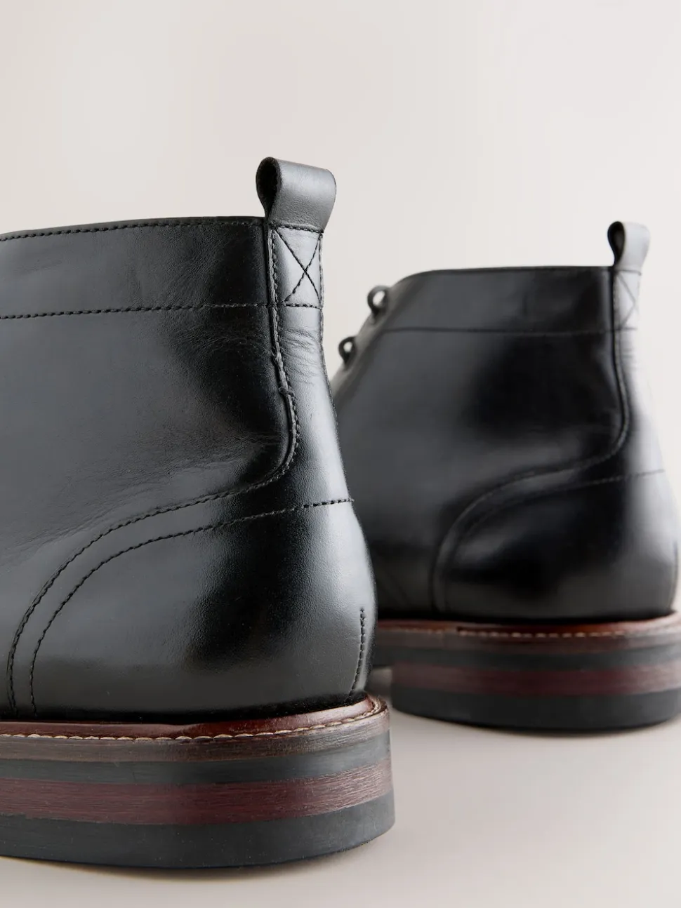 Noir - Bottes en cuir à bout renforcé