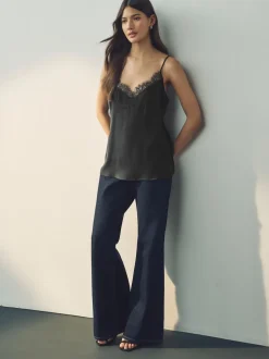 Noir - Caraco à bretelles et bordures Dentelle