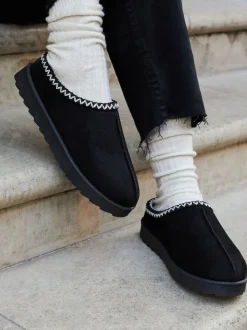 Noir - Chaussons Linzi Tana en faux daim à enfiler