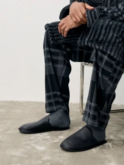 Noir - Chaussons mules en cuir Signature