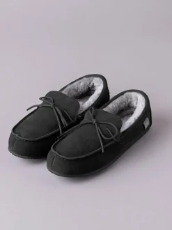Noir - Chaussons style mocassins en peau de mouton Lakeland Leather homme