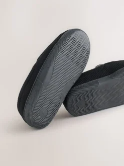 Noir - Chaussons texturés à dos fermé
