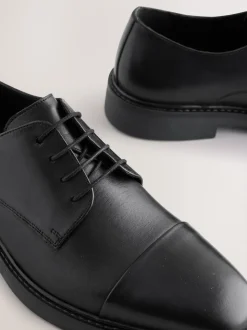 Noir - Chaussures en cuir à bout rapporté