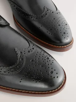 Noir - Coupe classique - Chaussures Brogue en cuir à semelle contrastante