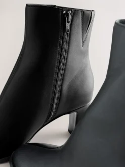 Noir - Forever Comfort® Block Heeled Ankle Bottes