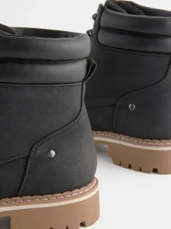 Noir - Forever Comfort® Casual Lace-Up Ankle Boots