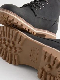 Noir - Forever Comfort® Casual Lace-Up Ankle Boots