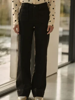 Noir - Jean ample à poches plaquées