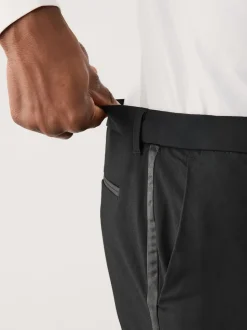 Noir - Pantalons de costume ajusté aux muscles Motionflex extensible