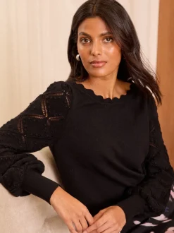 Noir - Pull Love & Roses Bobble Stitch en maille festonnée