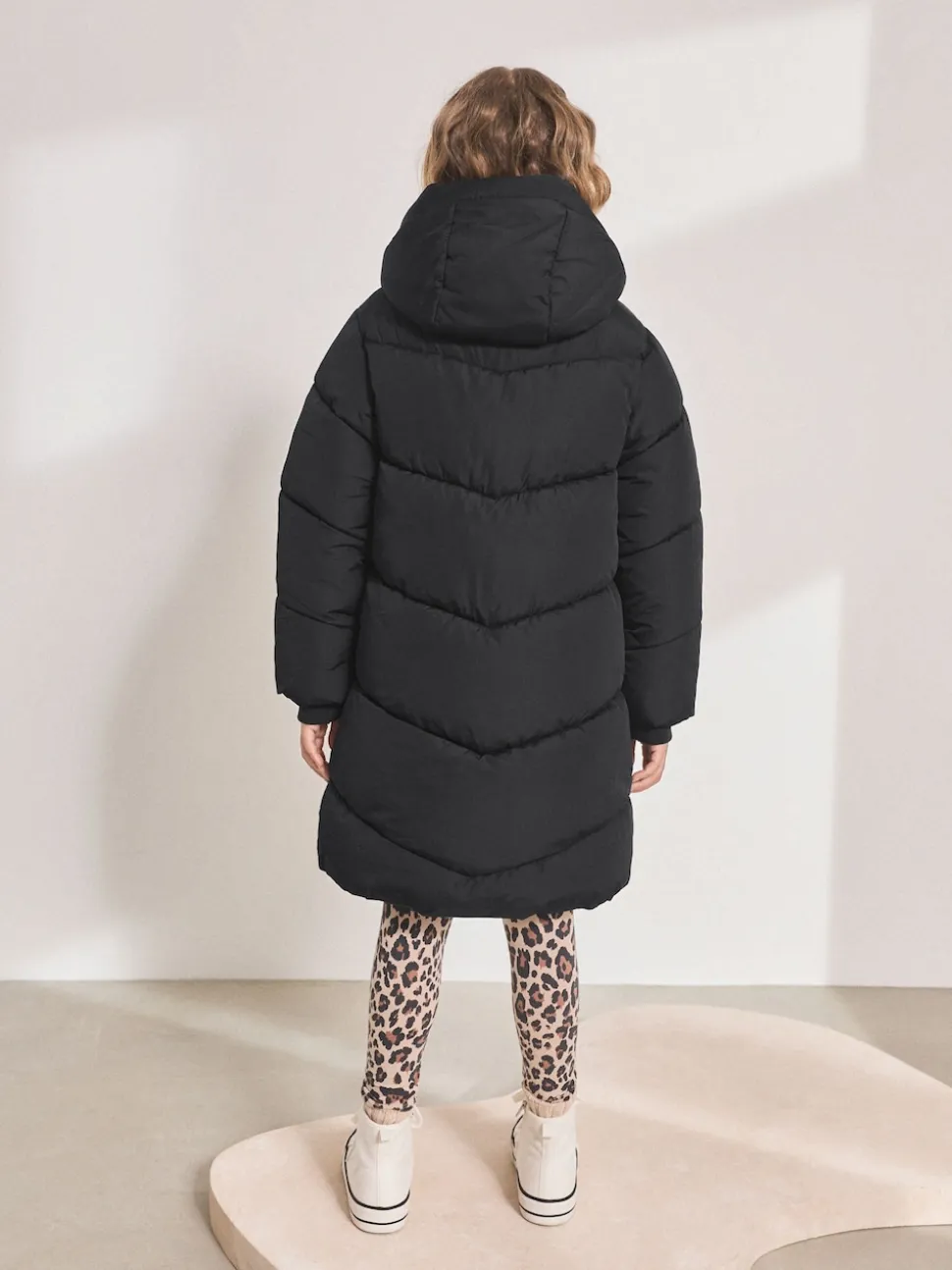 Noir - Résistant à la douche Faux Fur Lined À capuche Doudounes (3-16yrs)