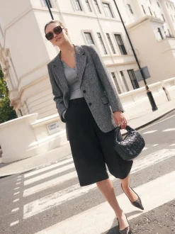 Noir - Short long élégant