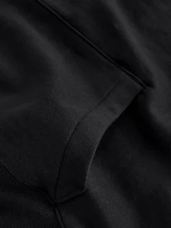 Noir - soi-même. Capuche