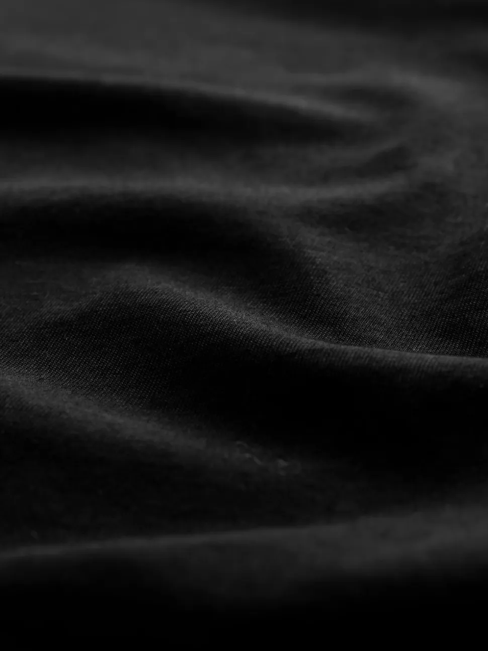 Noir - T-shirt en coton à manches longues et col roulé Signature SUPIMA®