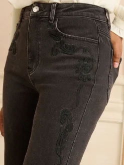 Noir brodé - Love & Roses Jean bootcut