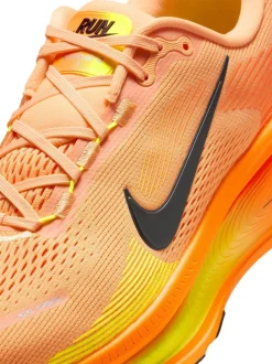 Orange - Nike Baskets de course Vomero 18