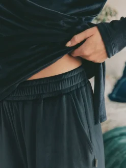 Pyjama Laura Ashley cache-cœur confortable