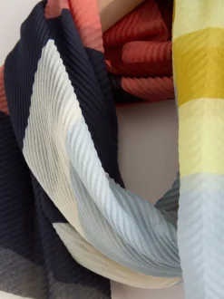Rayure orange vif - Foulard plissé léger
