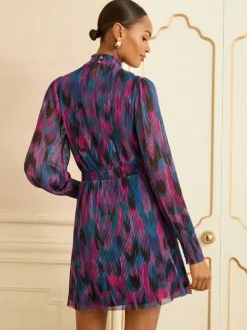 Robe courte Love & Roses à col montant imprimé abstrait