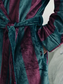 Robe de chambre Chelsea Peers à capuche rayée en polaire