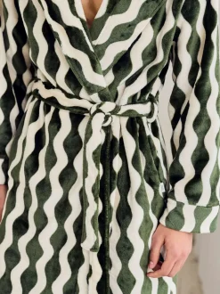 Robe de chambre Chelsea Peers en polaires à rayure ondulée à capuche