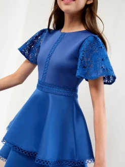 Robe Lipsy en dentelle à manches ange en occasion (5-16ans)