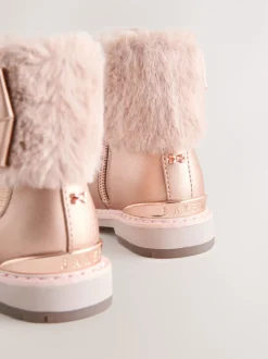Rose - Baker by Ted Baker Bottes poignets en fausse fourrure avec nœud pour fille