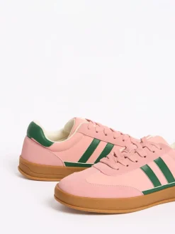 Rose - Baskets de sport Friends Like These LaceUp rétro à semelle en gomme