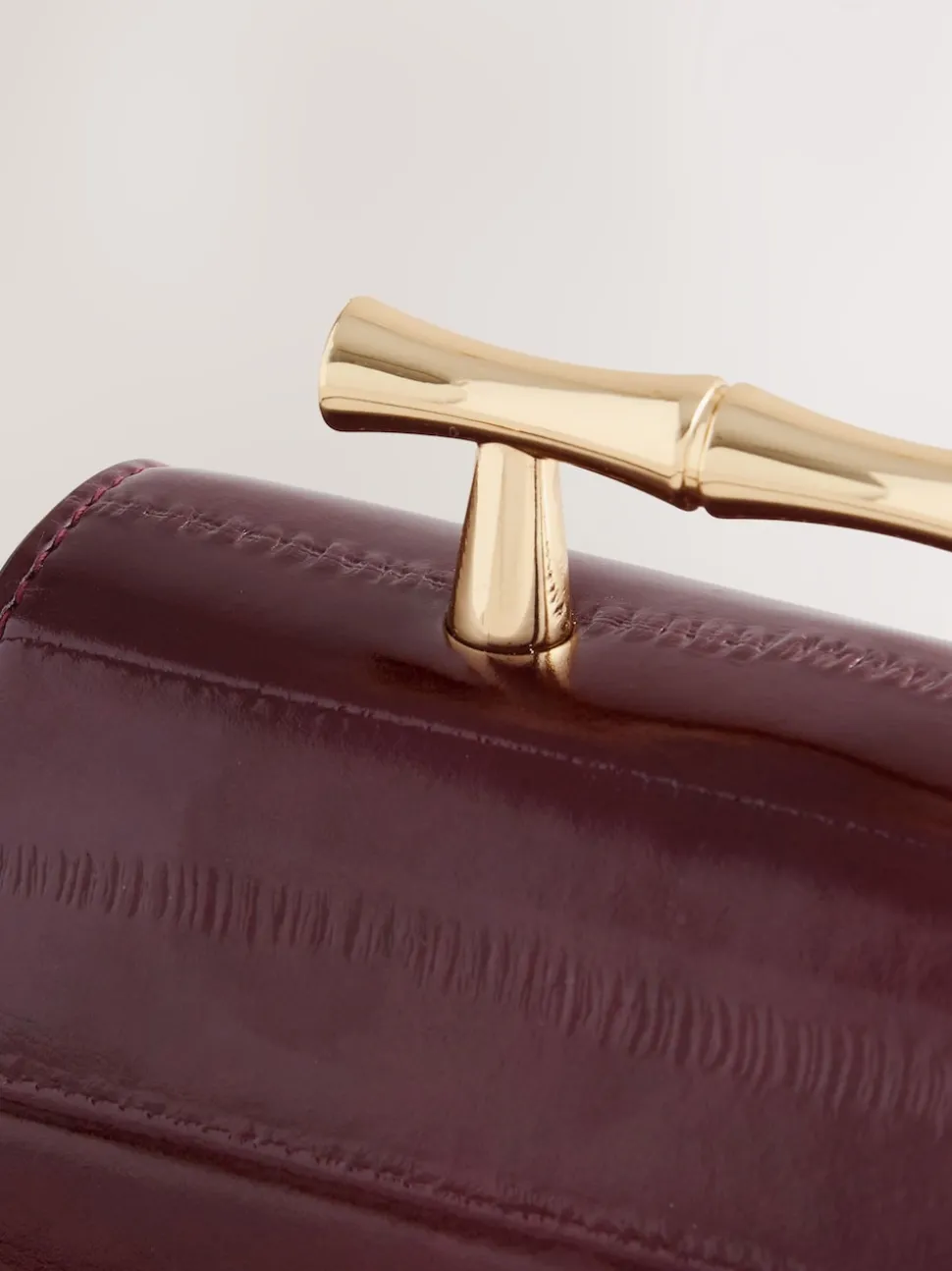 Rouge baie - Sac à poignée supérieure avec quincaillerie Or