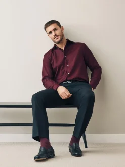 Rouge bordeaux - Ajustement régulier - Signature 100% coton avec chemise élégante texturée