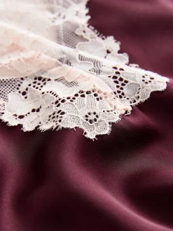 Rouge bordeaux - Pyjama cami bordé de dentelle