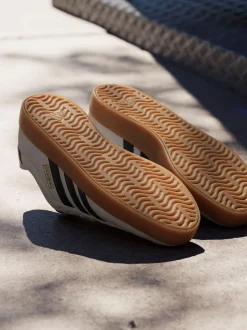 sable - adidas VL Court Trainers