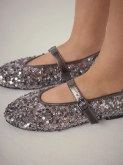 Sequins en étain - Chaussures Forever Comfort® Mary Jane avec ornements de sequins
