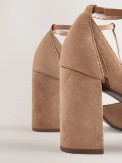Suede de chameau - Chaussures en cuir à bout rond et talon carré
