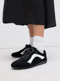 Suede noire - Baskets à lacets Forever Comfort® en cuir à semelle slim