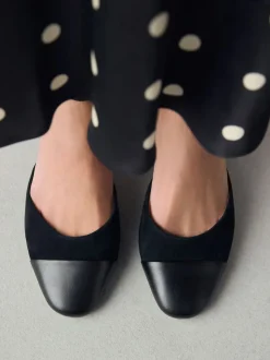 Suede noire - Chaussures à talons carrés avec embout