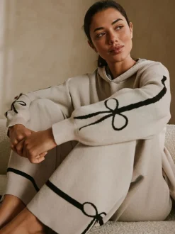 Sweat à capuche B by Ted Baker zippé en maille avoine