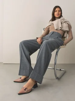 Taupe (Taupe) - Chaussures à talons carrés Forever Comfort® à bout pointu