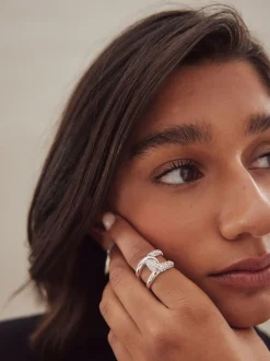 Tonalité argentée - Bague scintillante Interlink