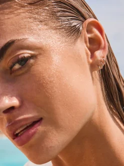 Tonalité argentée - Boucles d'oreilles Huggie Hoop en acier inoxydable 3 Lot