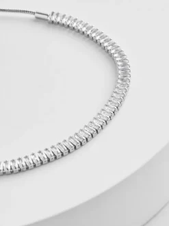 Tonalité argentée - Bracelet extensible à pierres baguettes