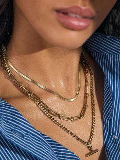 Tonalité d'or - Collier en acier inoxydable avec barre en T